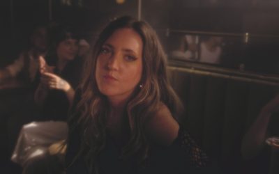 Clara Ballestero presenta “Ojos Viejos”, su nuevo single