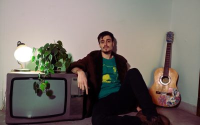 Ulises Butrón: “‘Microteatro’ habla de la pérdida y cómo te volvés a conectar con las personas.”