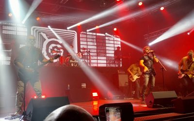 Caballeros de la Quema en C Art Media: Rock a tracción a sangre