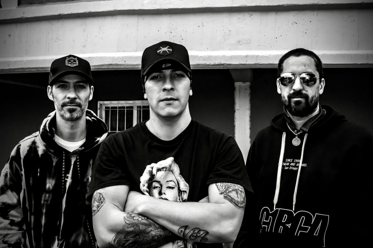 La Mono presenta “Siervos Místicos”, su cuarto álbum de estudio